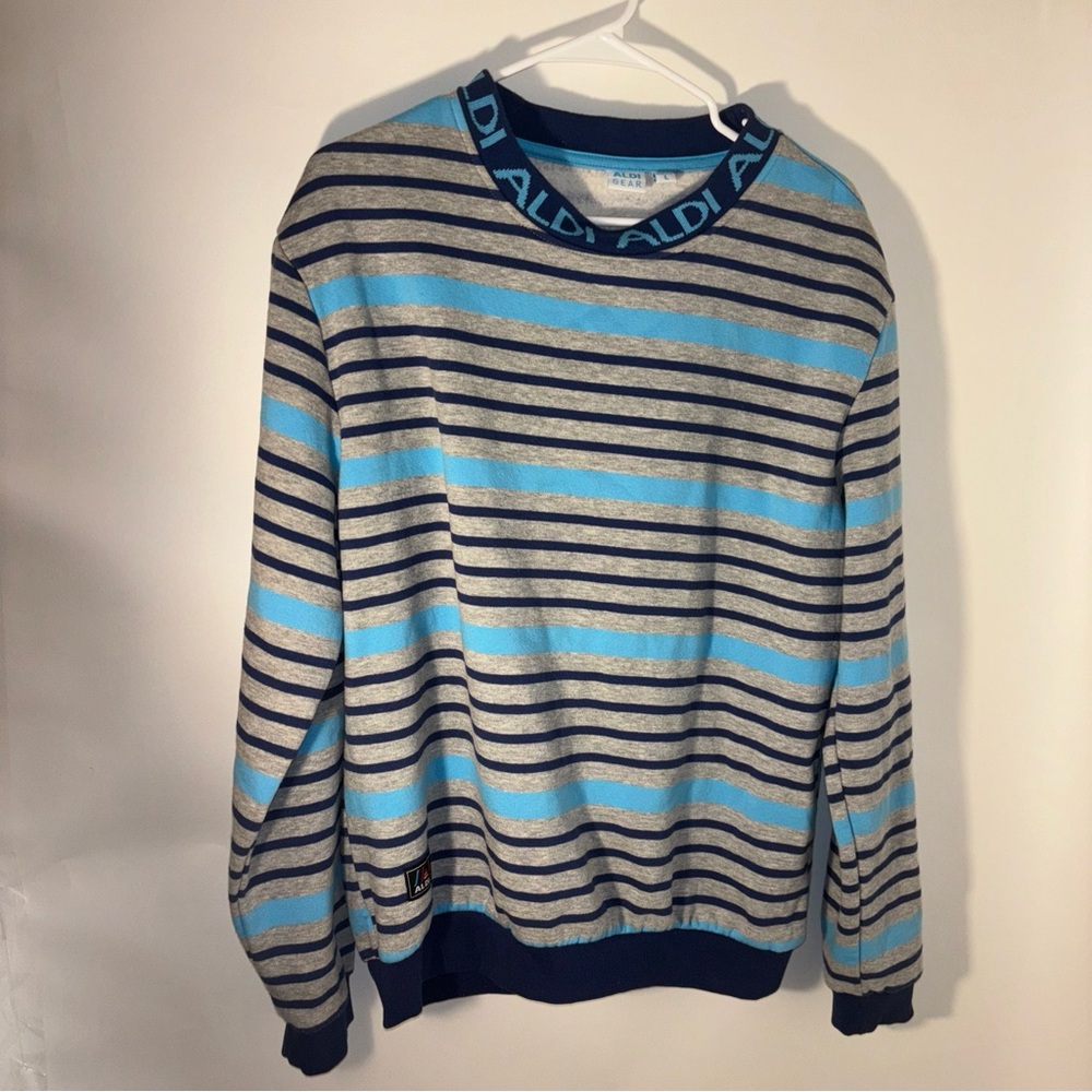 Aldi’s gear sweater Size Large